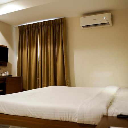 Gino Tourist Home Kochi Kültér fotó